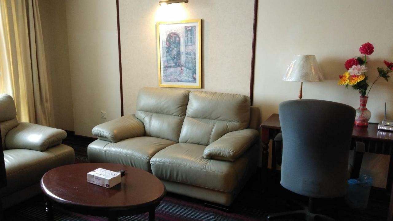 Best Service Suite At Times Square กัวลาลัมเปอร์ ภายนอก รูปภาพ